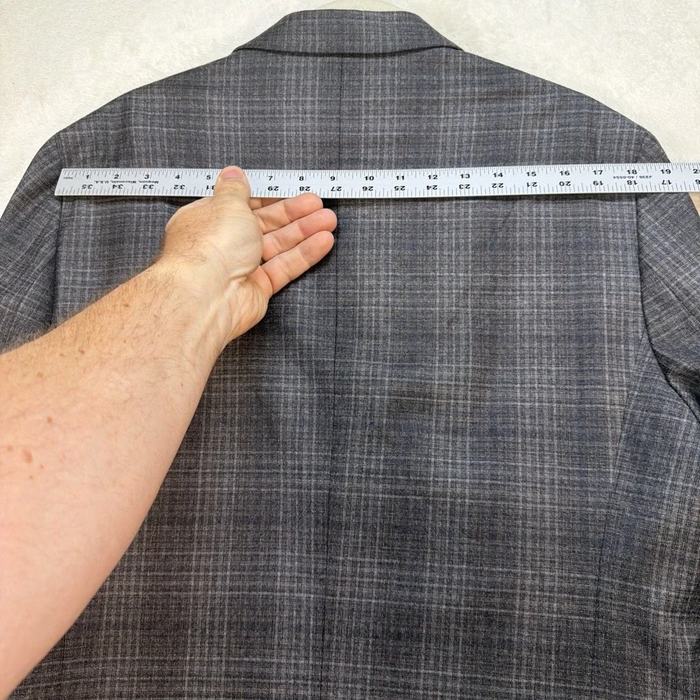 Jos A Bank Sport Coat 43R‎ Gray Plaid Wool Blazer Reserve Reda 1865